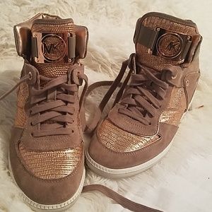 MICHAEL KORS